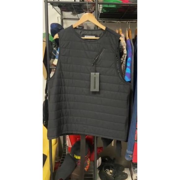 Neighborhood Size Large (4) NWT’s vest NWT’s $350 - Picture 1 of 10